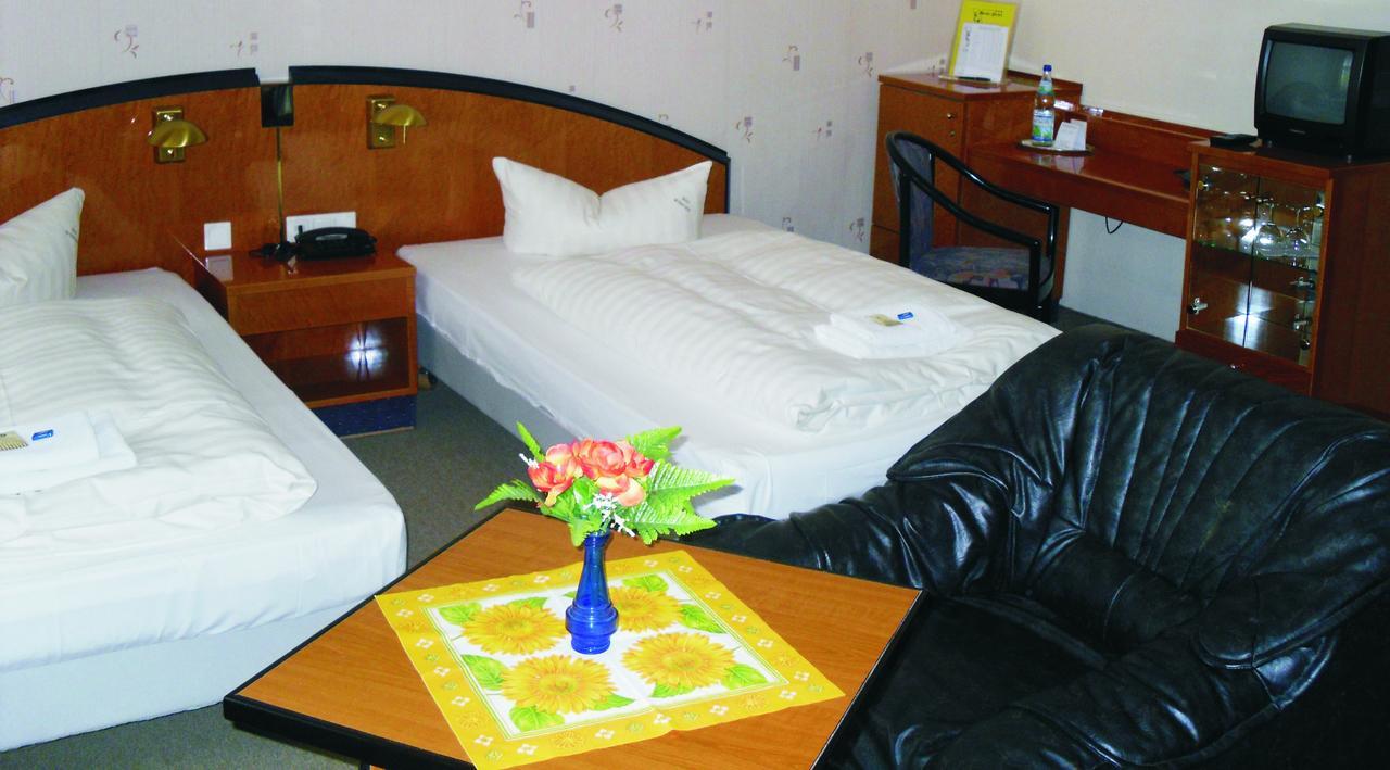 Schwarzburg Hotel Weisser Hirsch מראה חיצוני תמונה