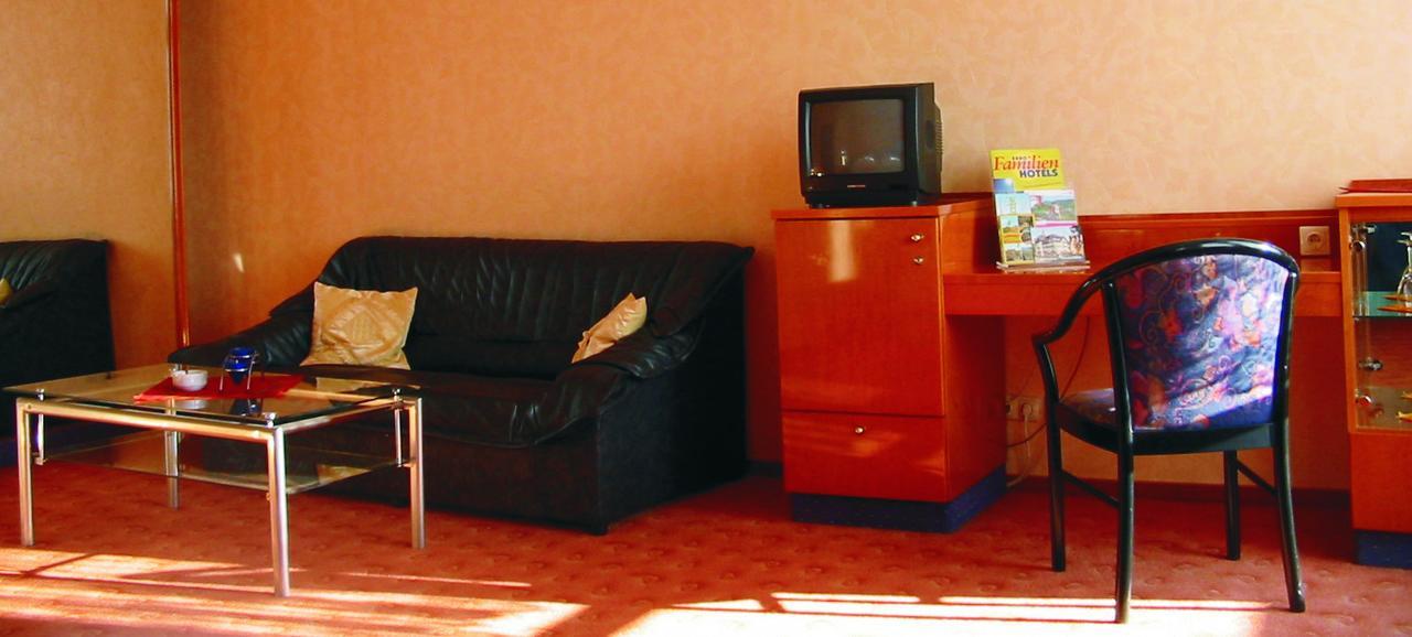 Schwarzburg Hotel Weisser Hirsch מראה חיצוני תמונה